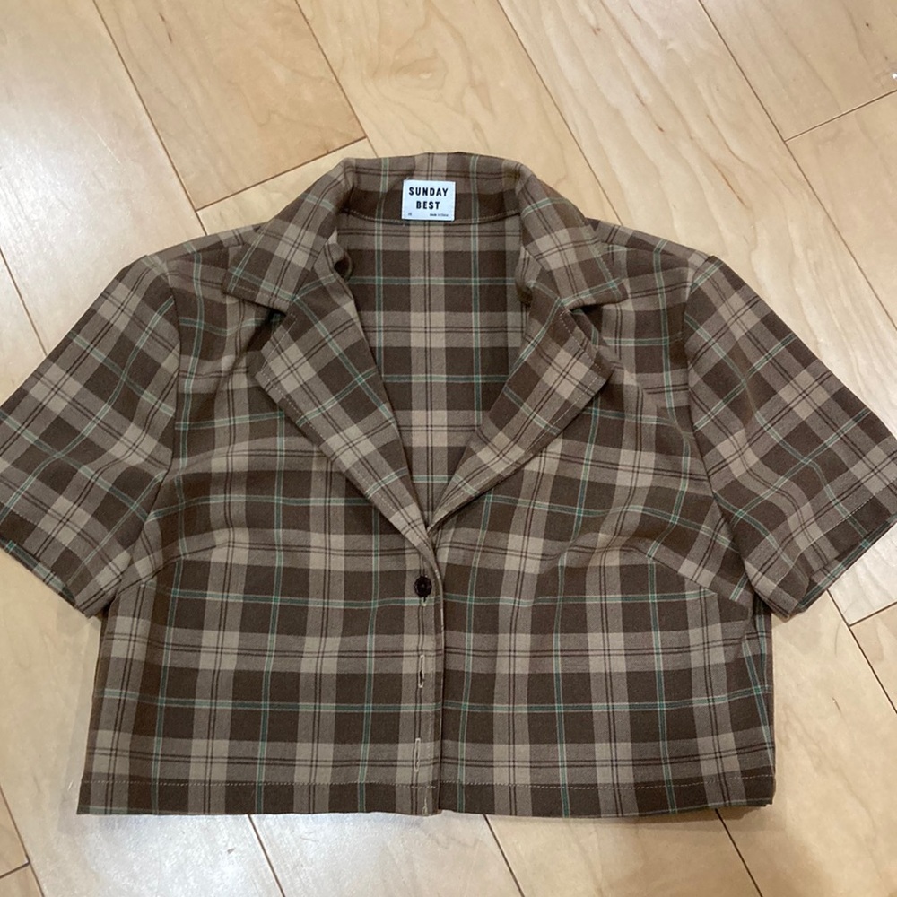 Aritzia top cropped